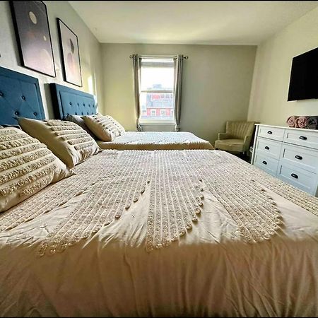 4 Bedroom 3 Bath Sleeps 10 Pet Friendly Private Backyard, 2 Car Garage, City Views, Close To All Stadiums And Casino Pittsburgh Ngoại thất bức ảnh