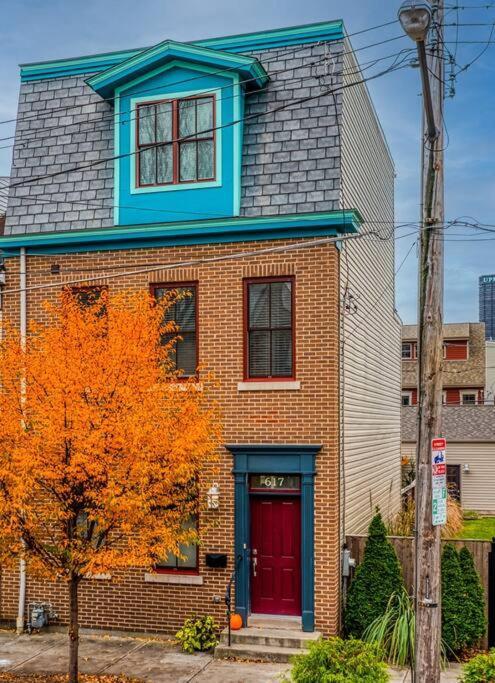 4 Bedroom 3 Bath Sleeps 10 Pet Friendly Private Backyard, 2 Car Garage, City Views, Close To All Stadiums And Casino Pittsburgh Ngoại thất bức ảnh